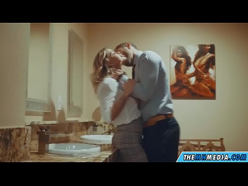 ❤️ Ko'krakli sarg'ish sizni jamoat hojatxonasida yo'ldan ozdirganda ❌ Anal pornoda pornoda uz.hentai-ita.ru ﹏